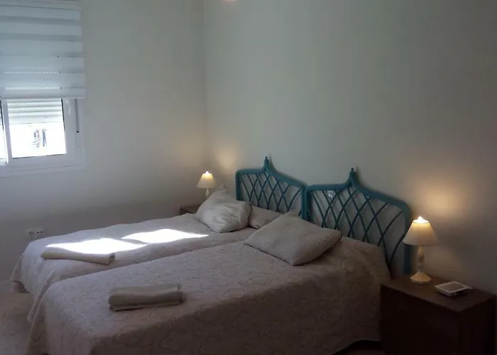 Quiet Downtown Apartment